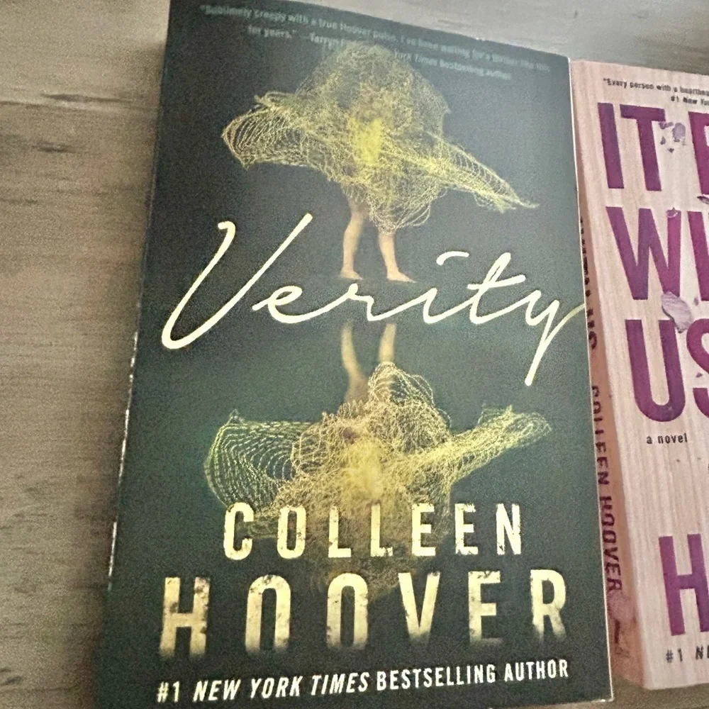 Verity and It Ends With Us Book Set-One New! Colleen Hoover - Picture 3 of 6